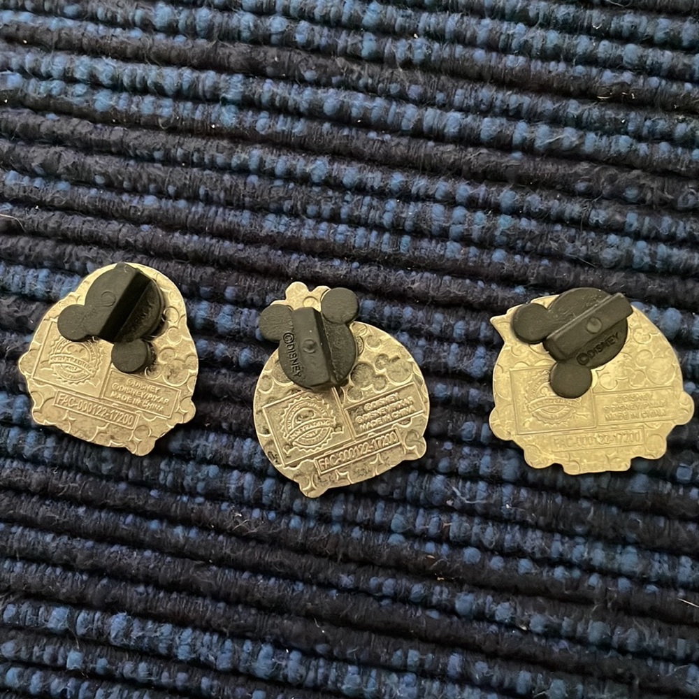 UP pin set - Picture 2 of 2